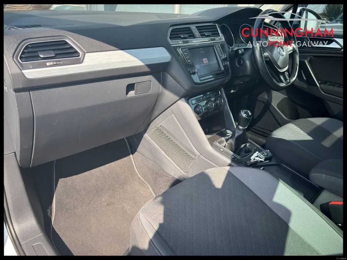 Volkswagen Tiguan 2.0TDi Comfortline - Image 6