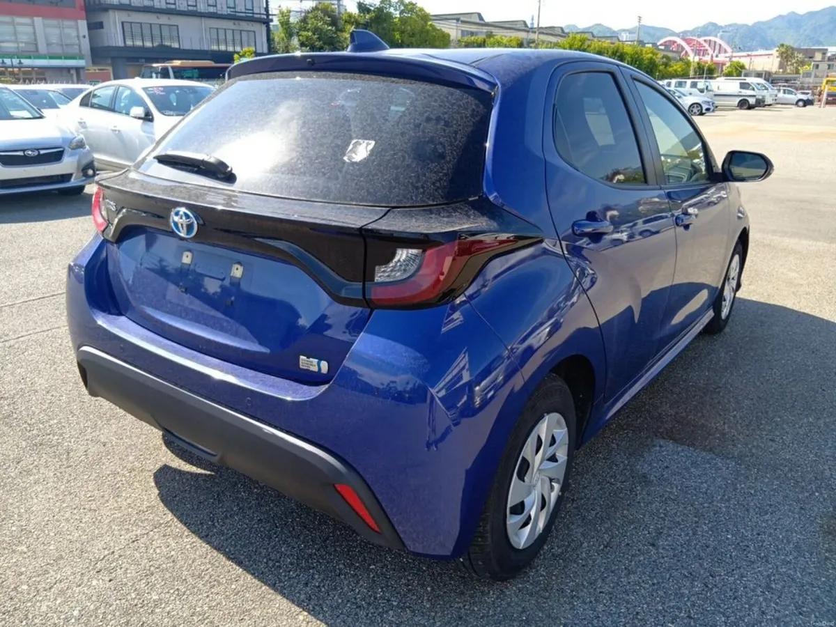 Toyota Yaris Hybrid Edition Automatic 5DR H/B - Image 5