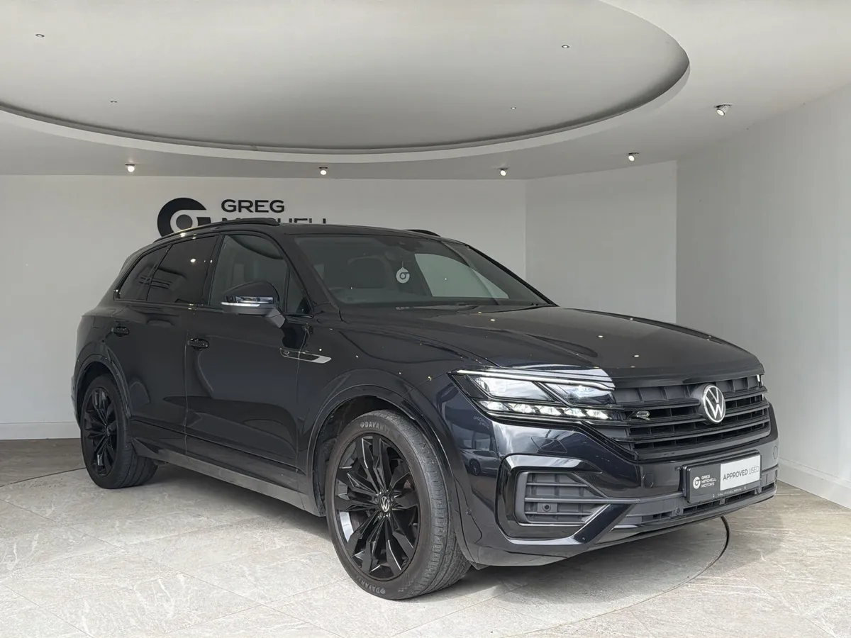 2022 Volkswagen Touareg 3.0 TDI V6 Black Edition S - Image 1