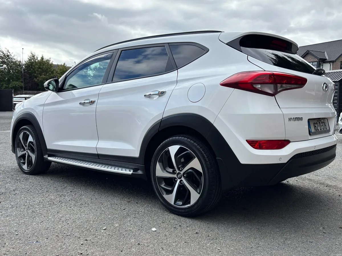 HYUNDAI TUCSON - PREMIUM MODEL - 120KMS - Image 5