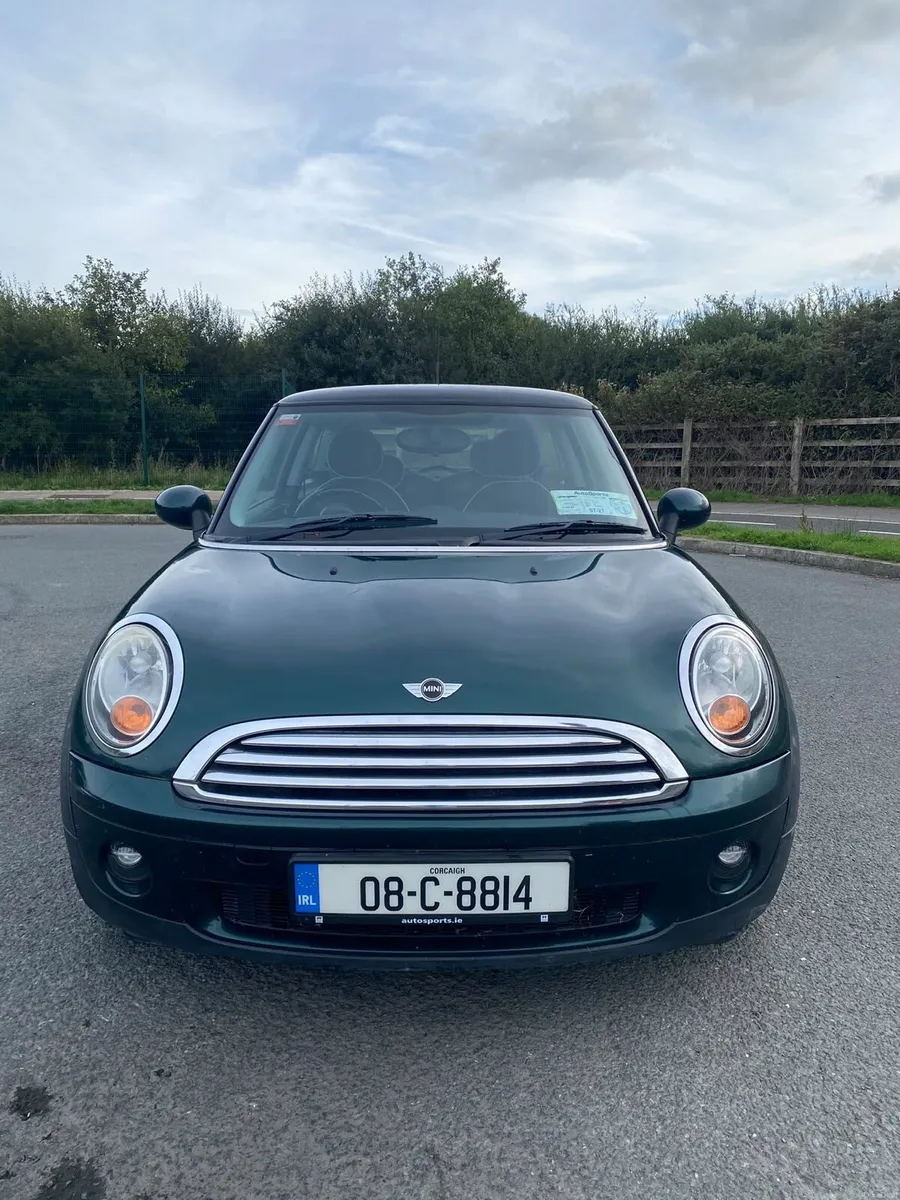 Mini Cooper one - Image 1