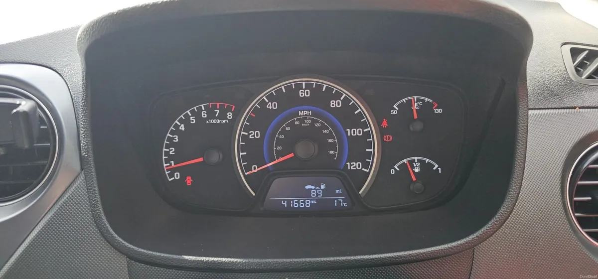 2018 Hyundai i10  1.0 – LOW MILEAGE - 41,668 MILES - Image 5