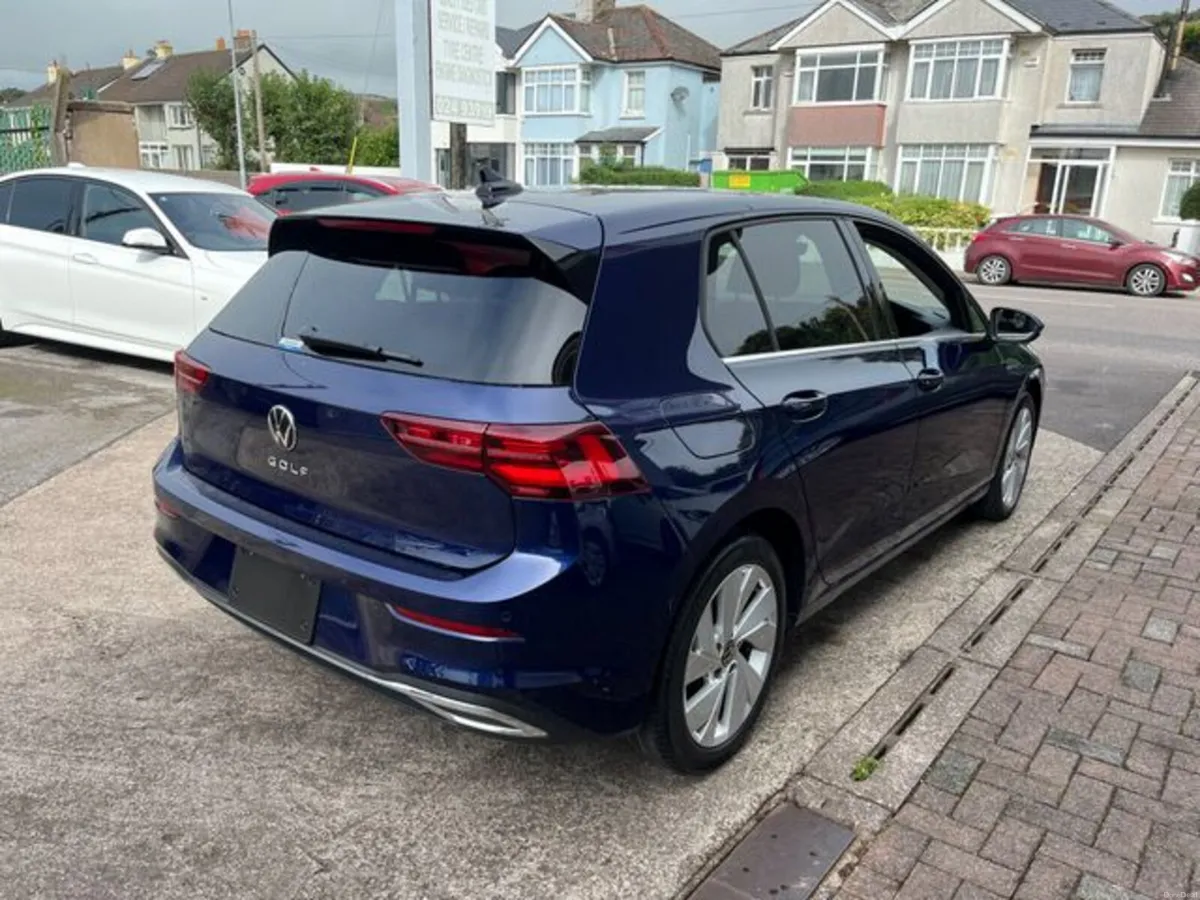 Volkswagen Golf 2.0 tdi style - Image 3