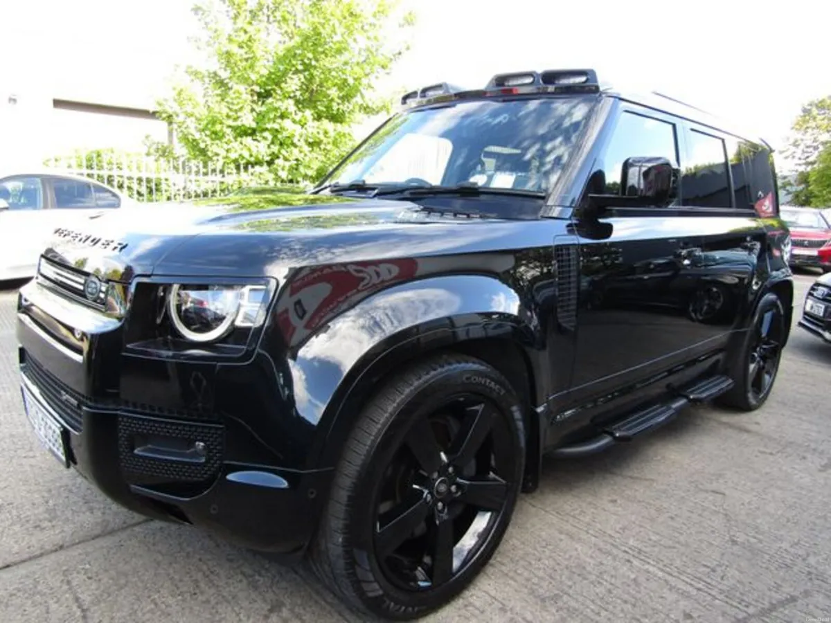 Land Rover Defender P400E X Dynamic HSE Phev 404PS - Image 3
