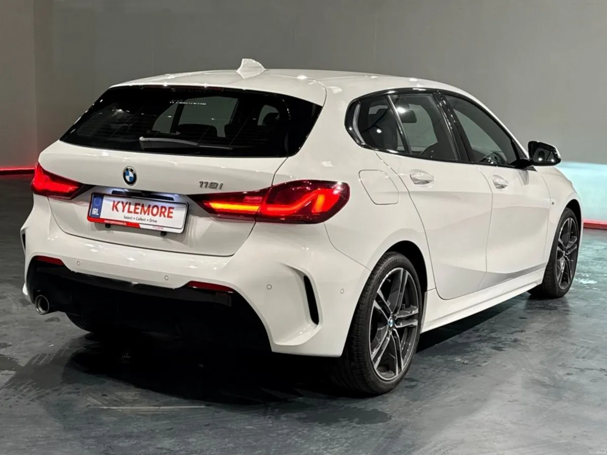 BMW 1-Series HATCHBACK 118I MSPORT - AUTOMATIC 1.5 - Image 3