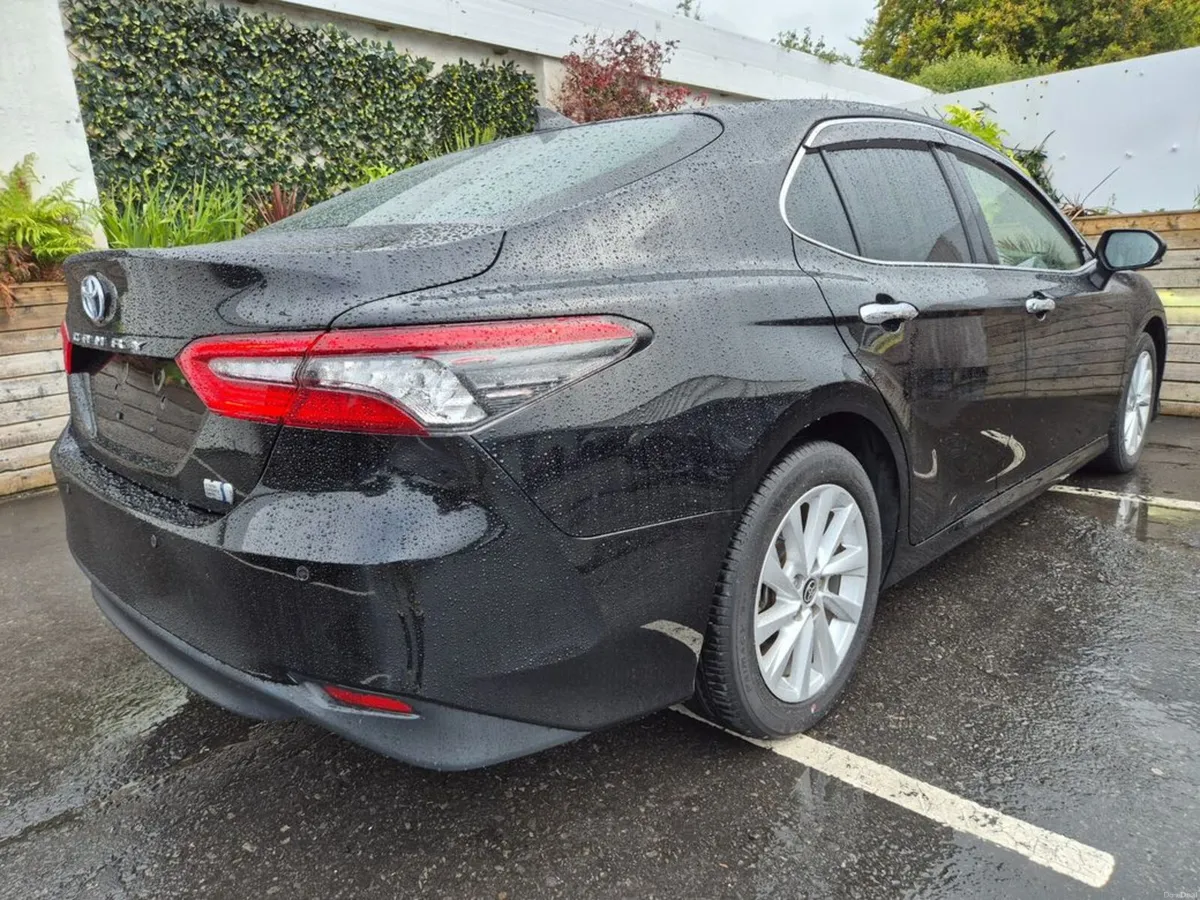 Toyota Camry 2.5 HYBRID / G PACK HIGH SPEC / LOW M - Image 6