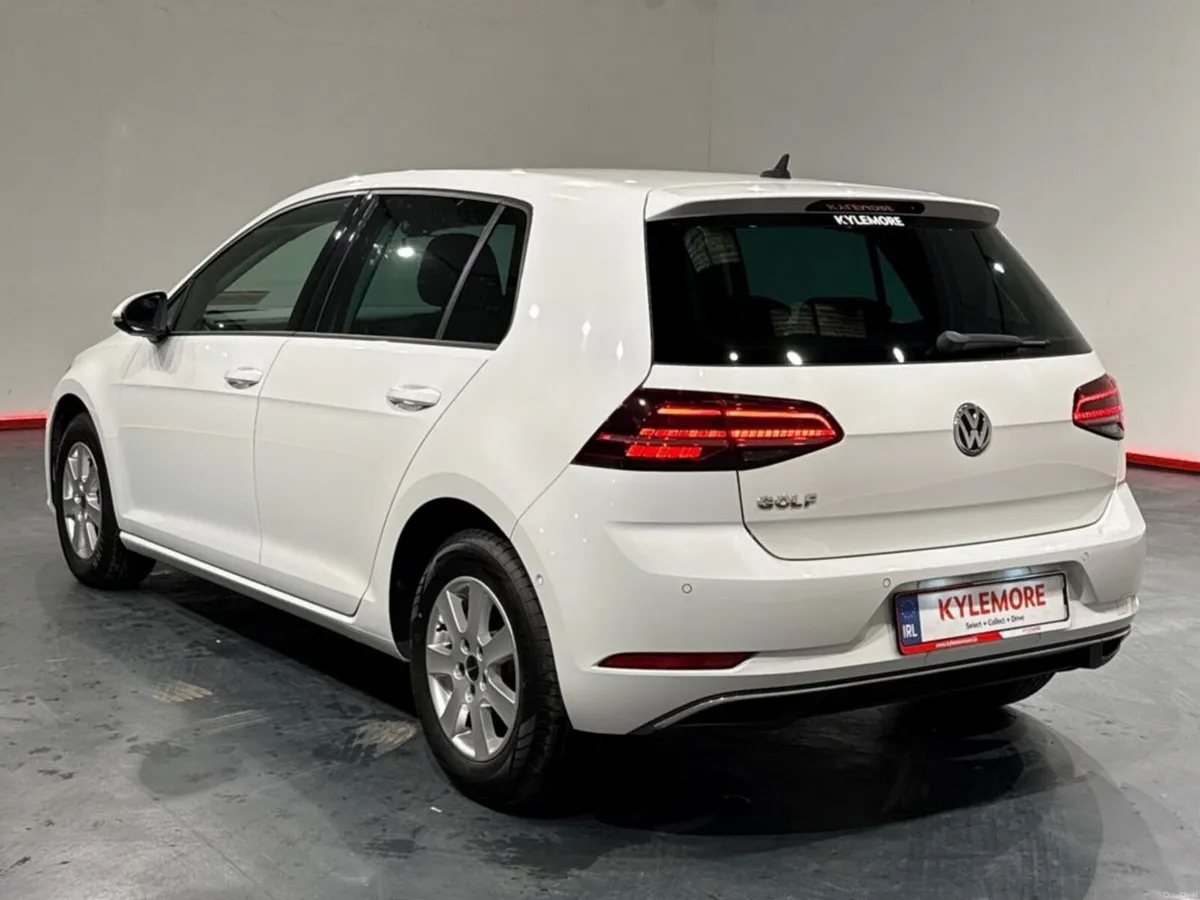 Volkswagen Golf 1.2 AUTOMATIC TSI COMFORT LINE MEI - Image 5
