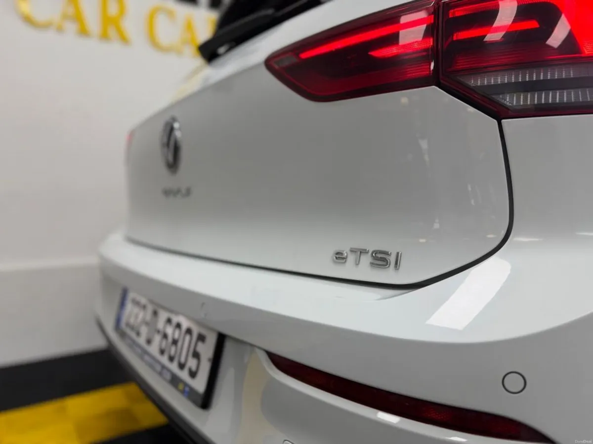 Volkswagen Golf Life 1.0 TSI Mhev 110HP 5 - Image 6