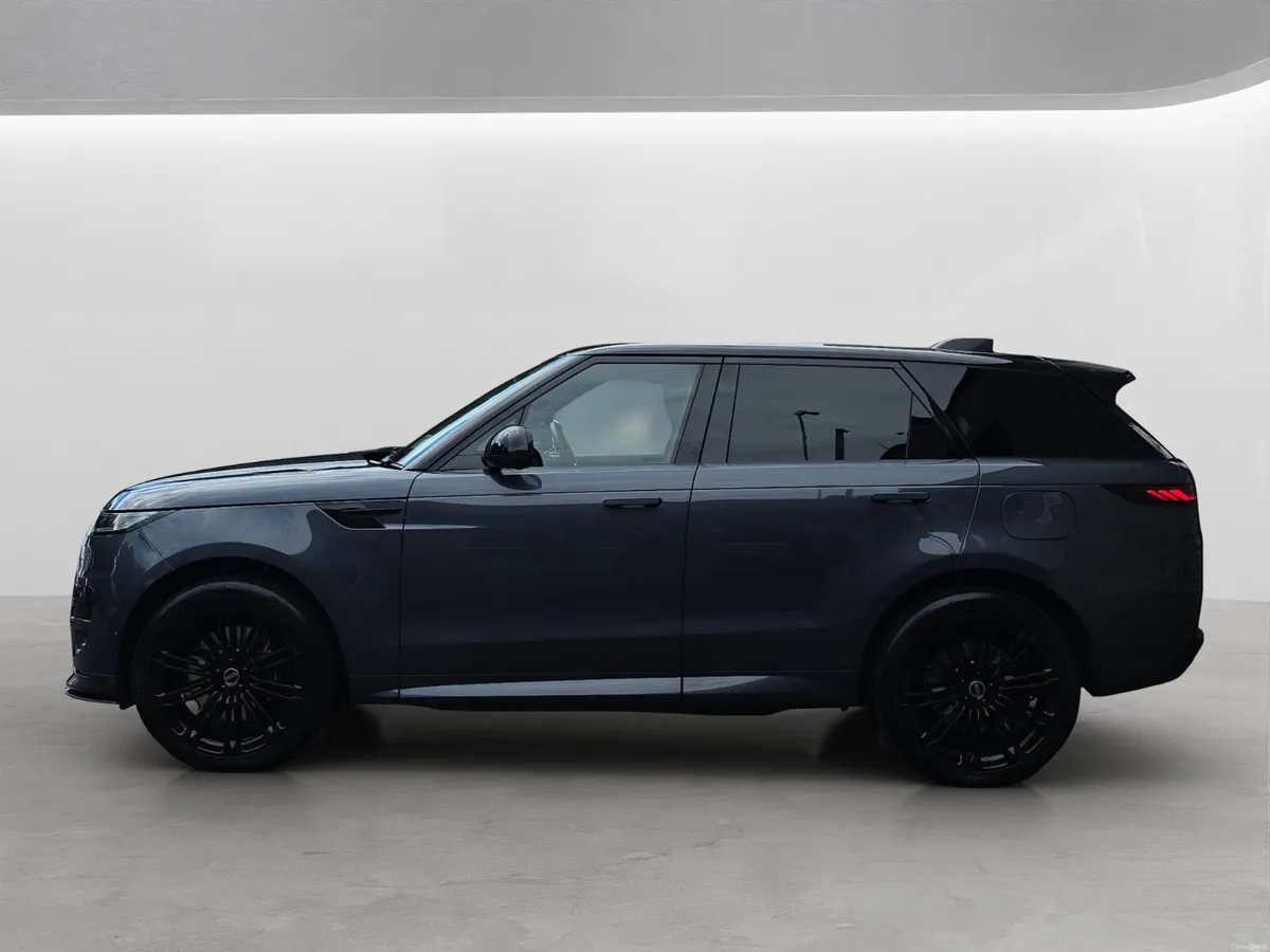 2023 LANDROVER RANGEROVER SPORT P440E HSE DYN - Image 6