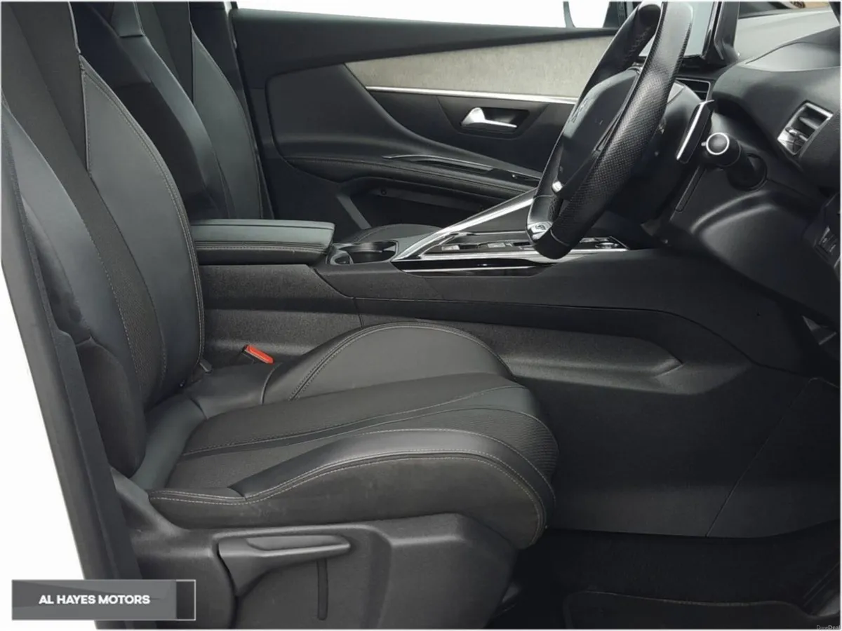 Peugeot 5008 **AUTOMATIC**FACELIFT GT 1.5 BLUE HDI - Image 4