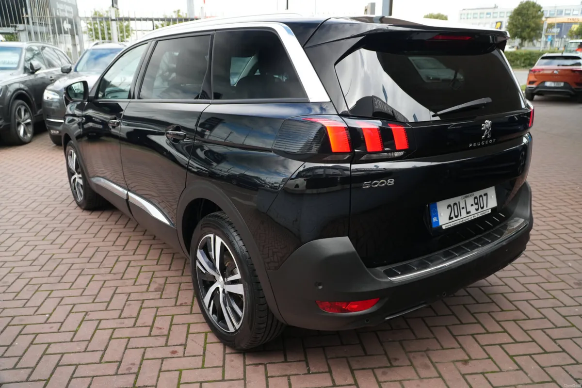 Peugeot 5008 2020 - Image 6