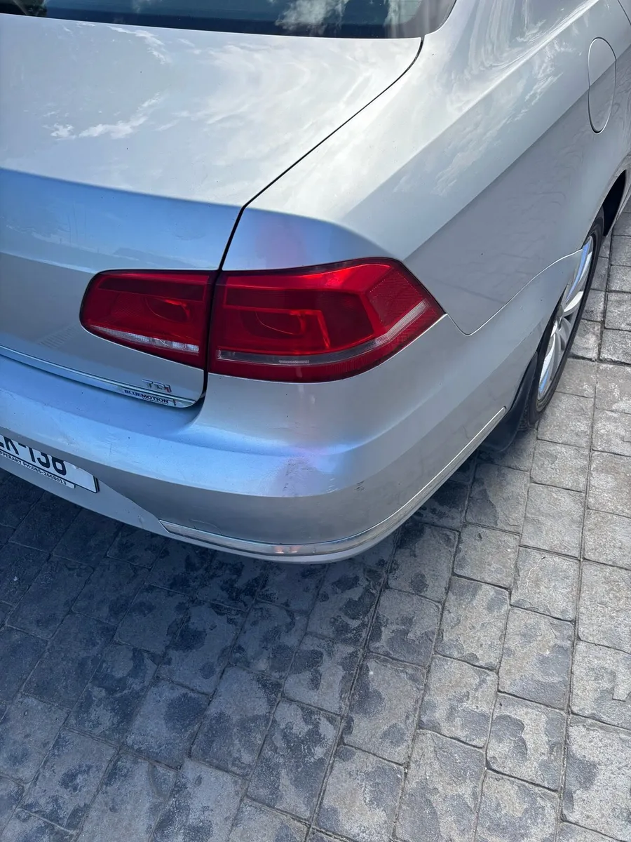 Volkswagen Passat - Image 6