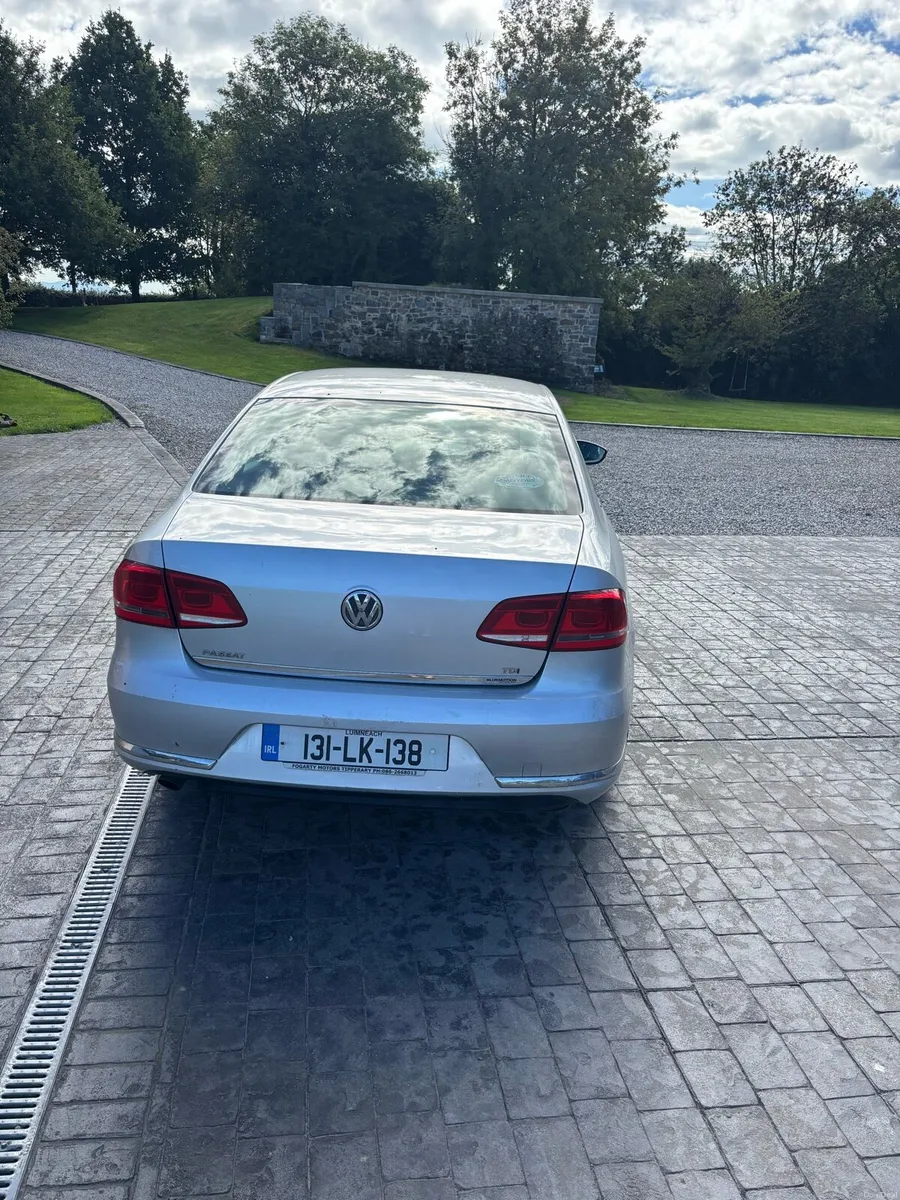 Volkswagen Passat - Image 4