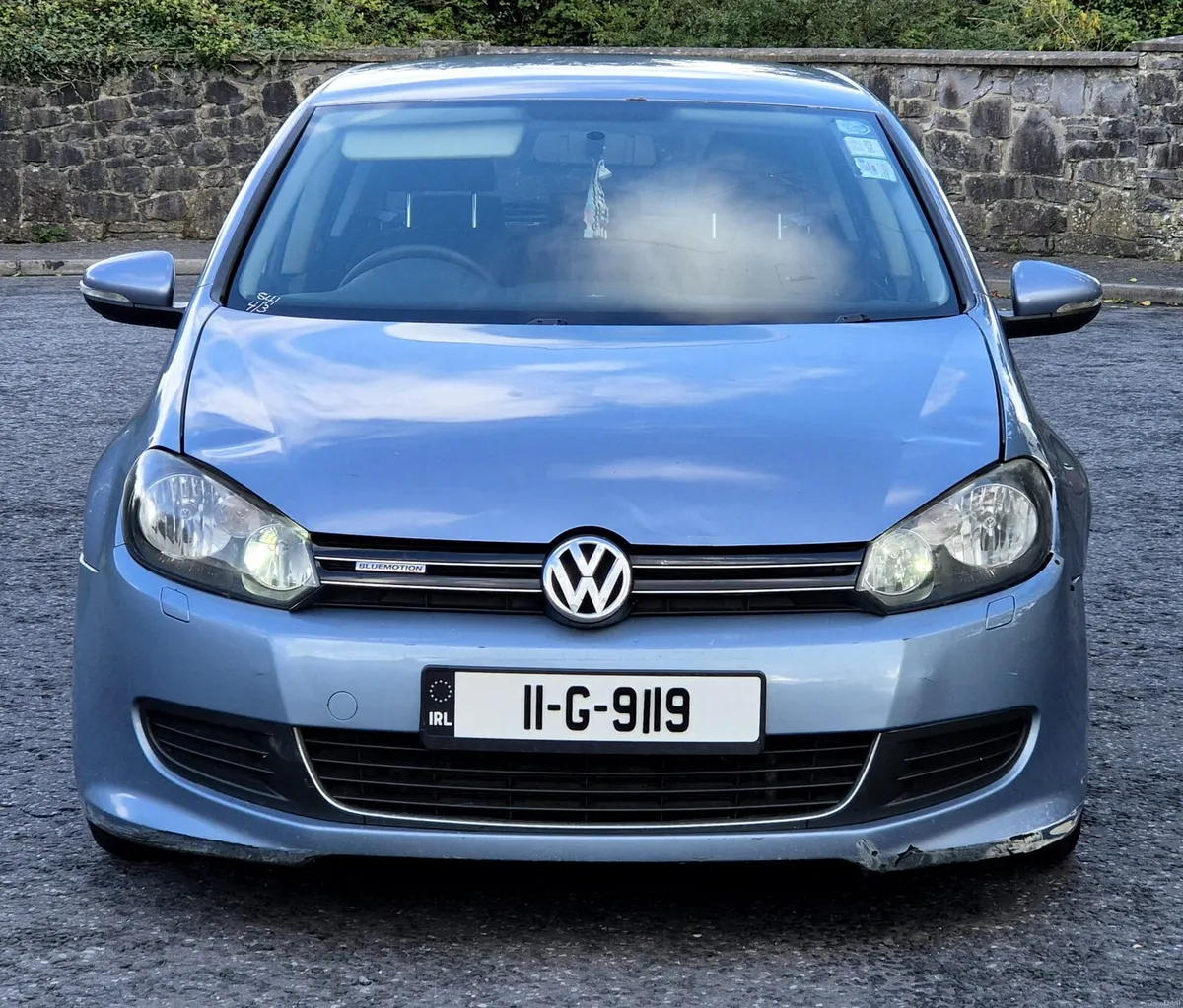 11 Volkswagen Golf - Image 1