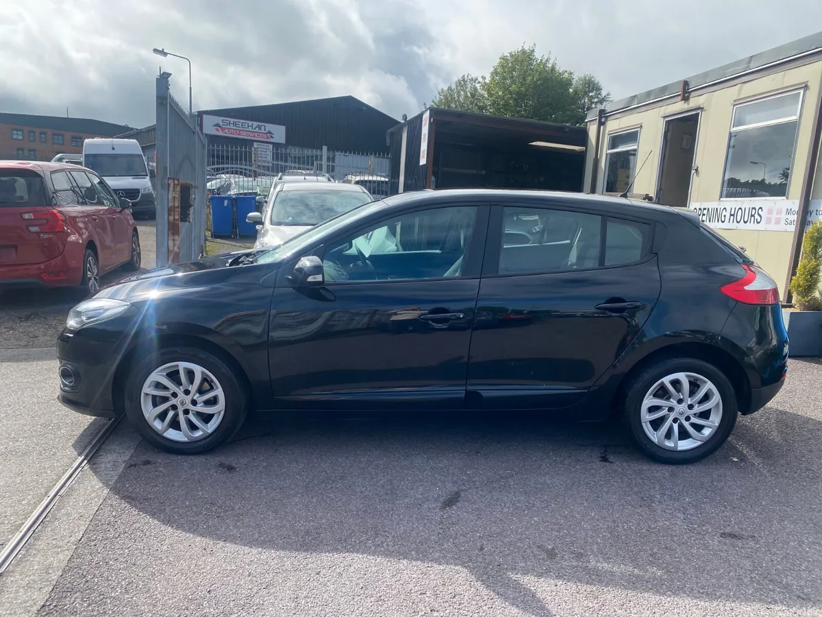 Renault Megane 2015 - Image 6