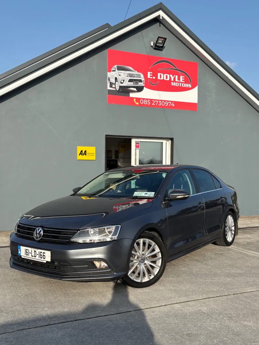 Volkswagen Jetta 2016 2.0 TDI - Image 2