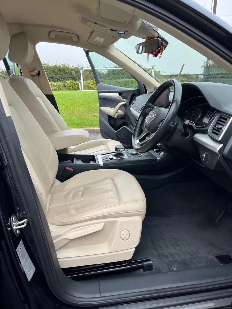 Audi Q5 2.0TDI 190 Q S-T SE 4DR AUT - Image 4