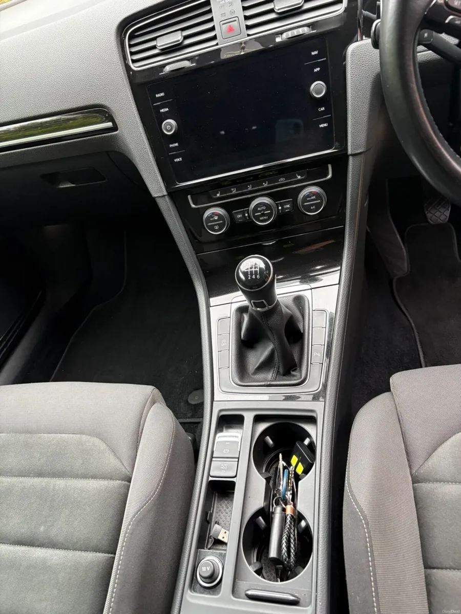 2019 Volkswagen Golf Highline - Image 5