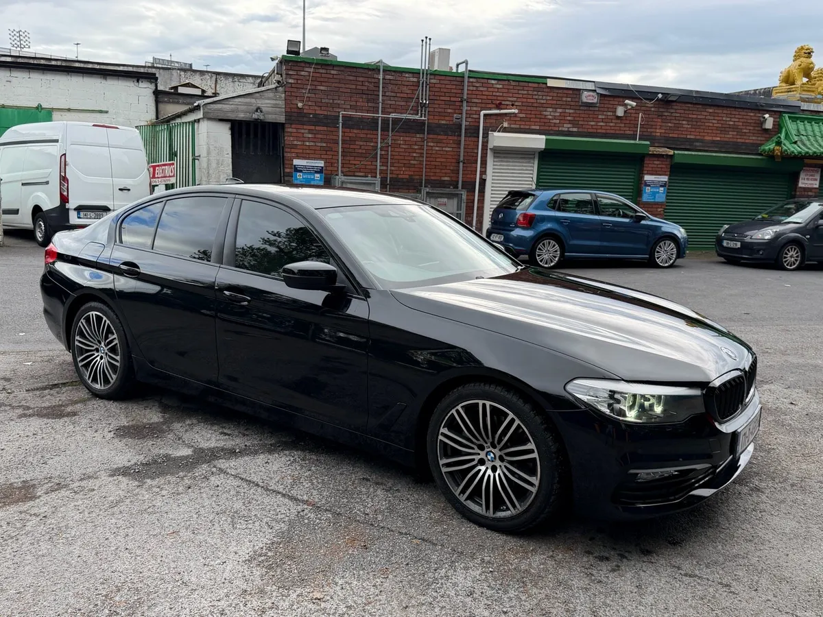 520D g30 - Image 1