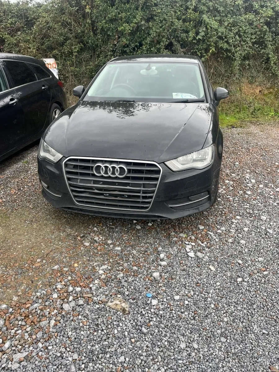 Audi A3 2015 - Image 2