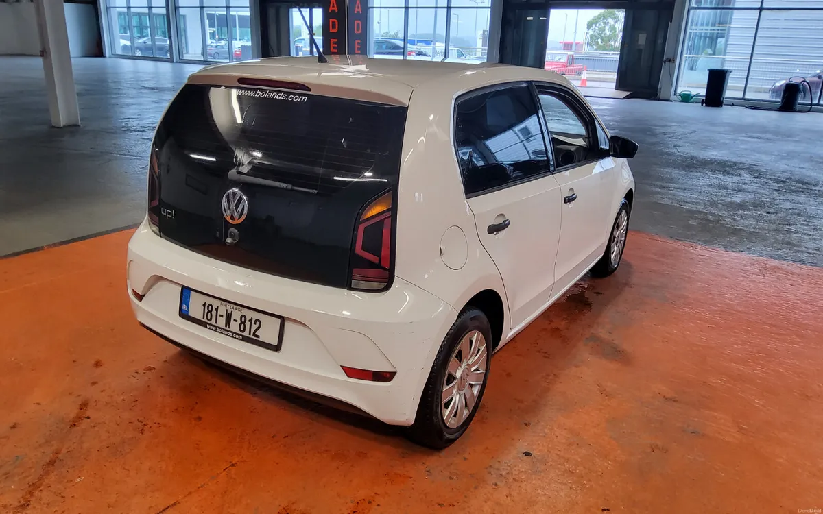 Volkswagen up! 2018 - Image 3