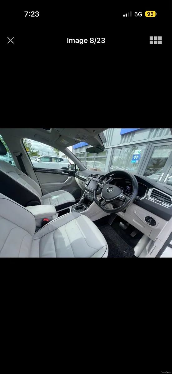 Volkswagen Tiguan - Image 3