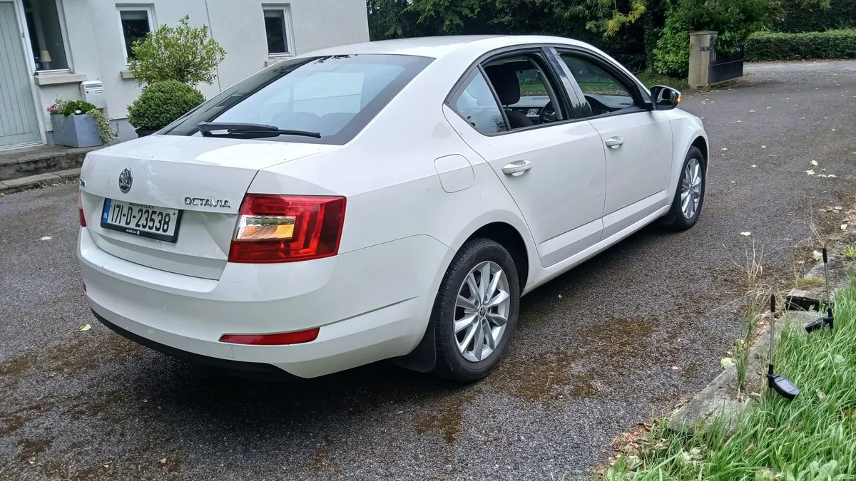 Skoda Octavia NCTd & Taxed - Image 4