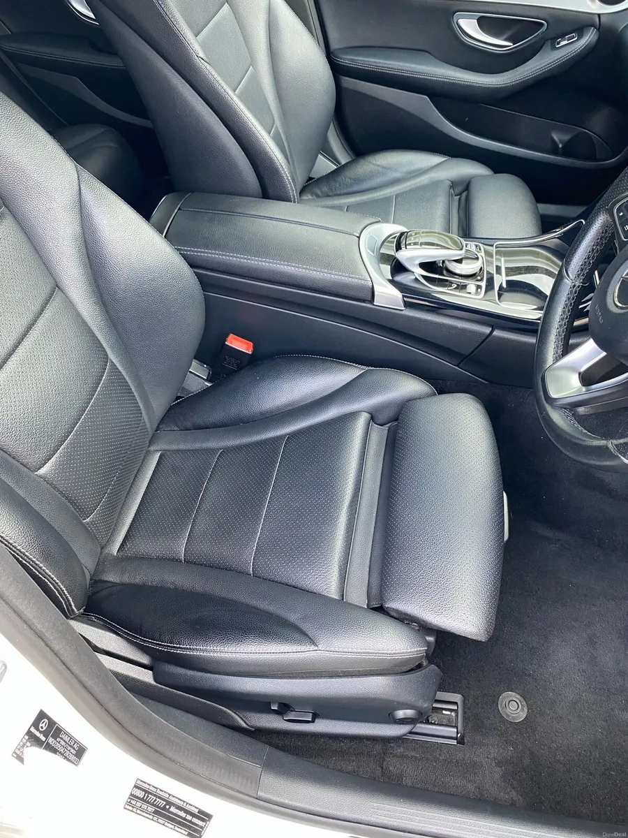 Mercedes C350 hybrid - Image 5