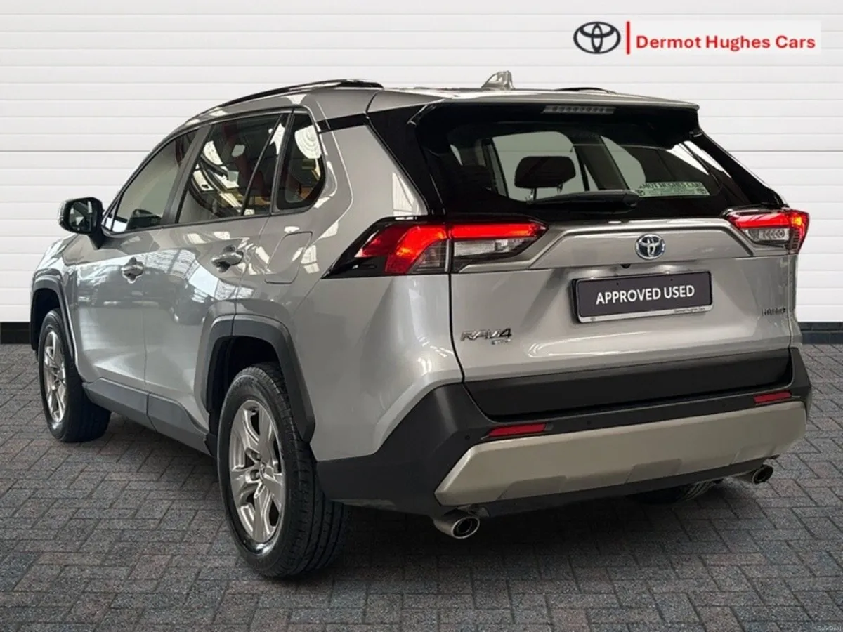 Toyota RAV4 HYBRID LUNA 4DR AUTO - Image 2