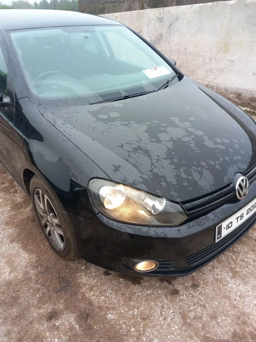 Volkswagen Golf 2010 - Image 1