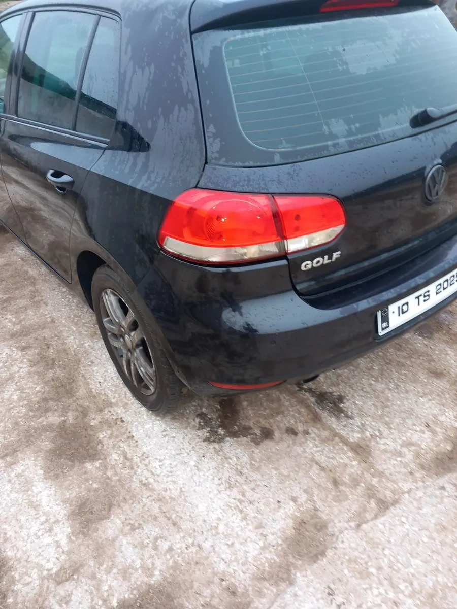 Volkswagen Golf 2010 - Image 4