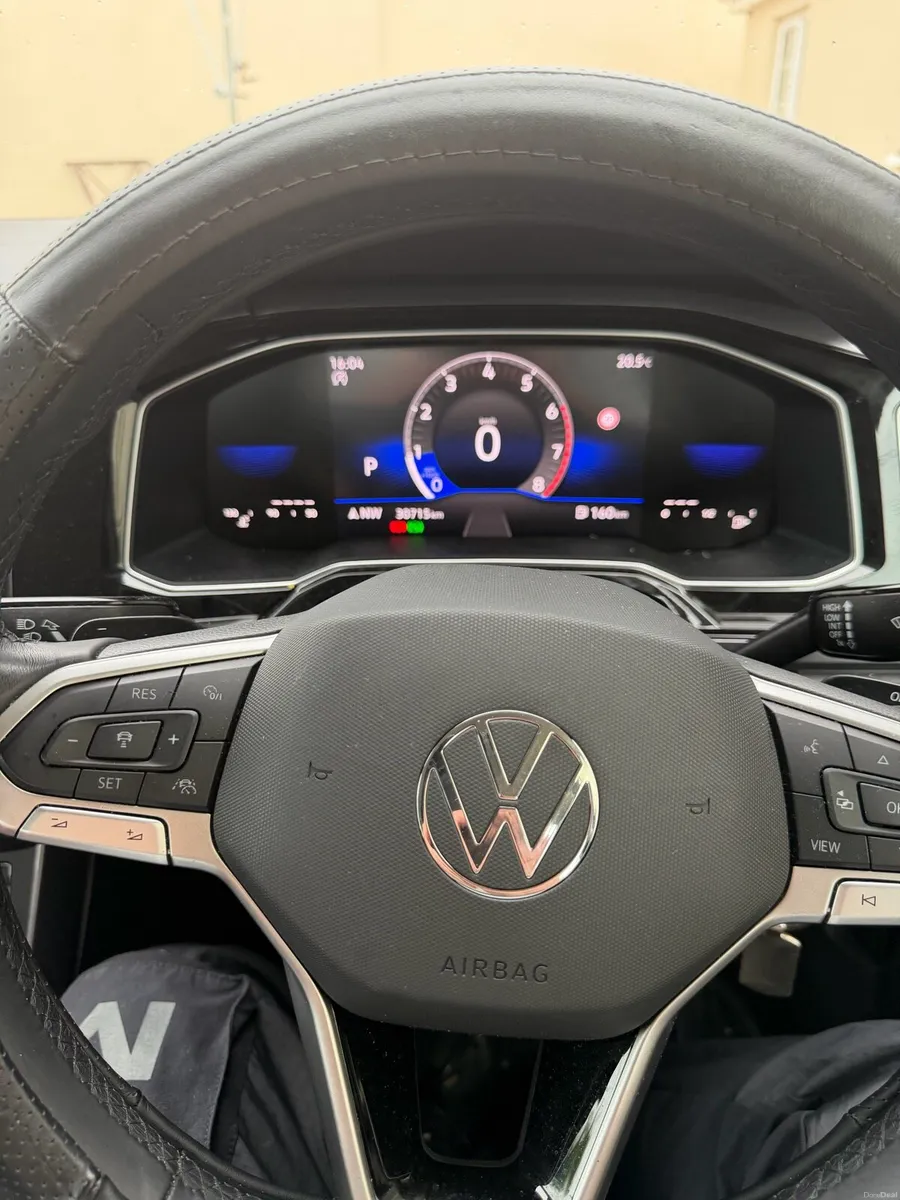 Volkswagen polo 1.0 style DSG - Image 5