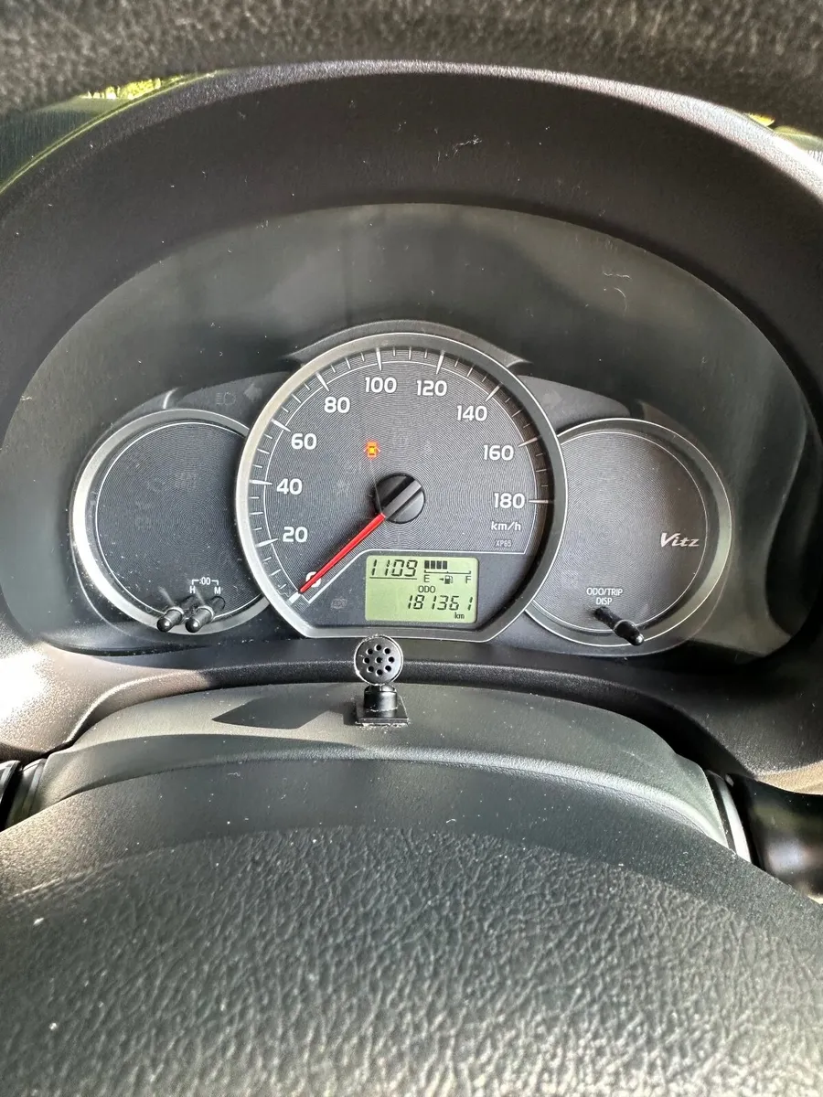 Toyota Vitz 2012 - Image 2