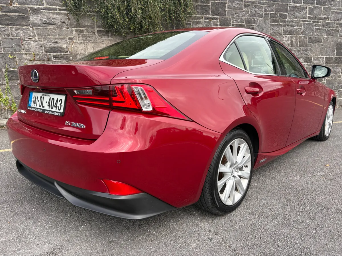 14 Lexus IS300H Low Kms FSH! Warranty👍trade ins👍 - Image 4