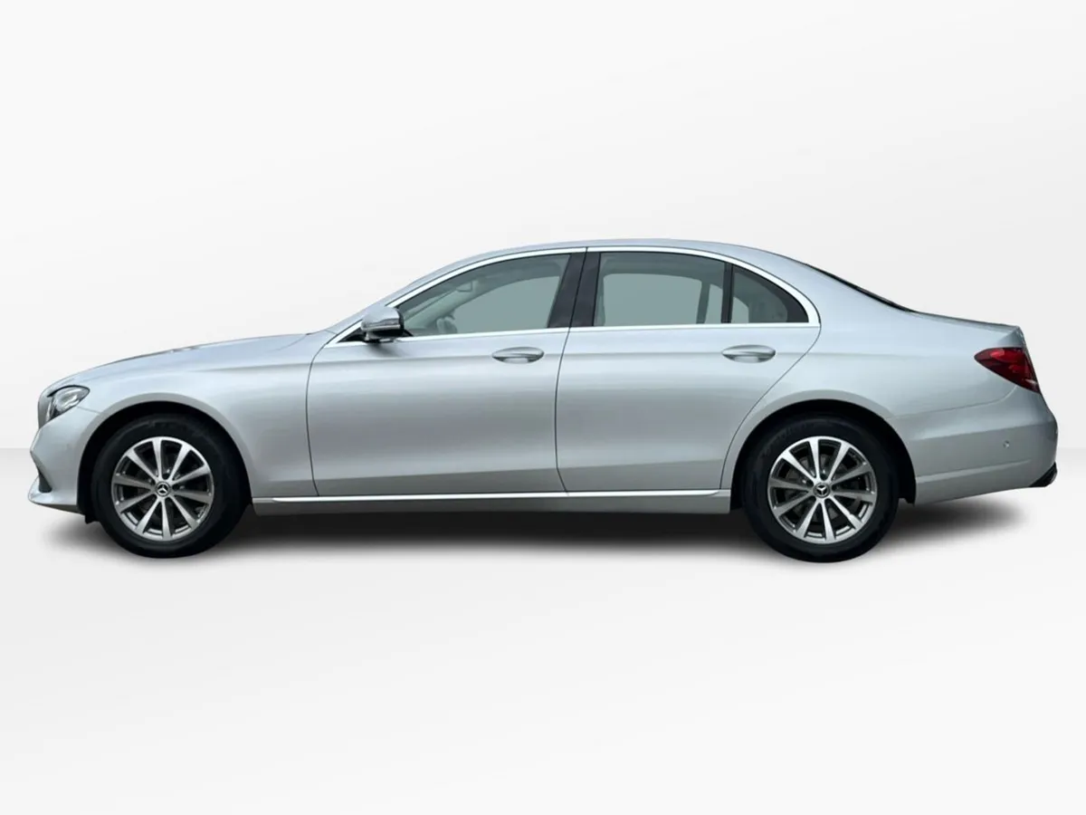 Mercedes-Benz E-Class E 200D Avantgarde Line Saloo - Image 5