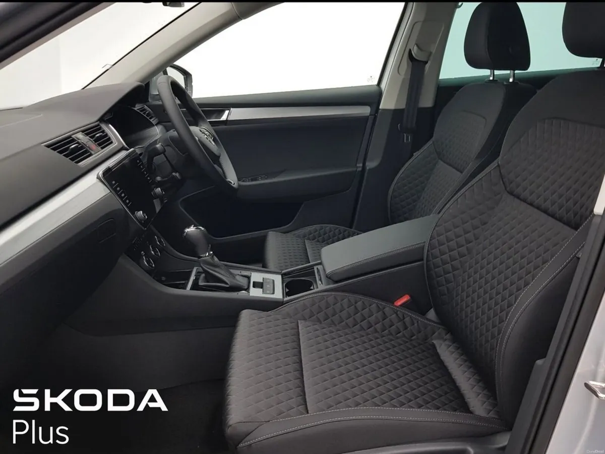 Skoda Superb AMBITION 2.0TDI 150HP DSG *KEYLESS ST - Image 4