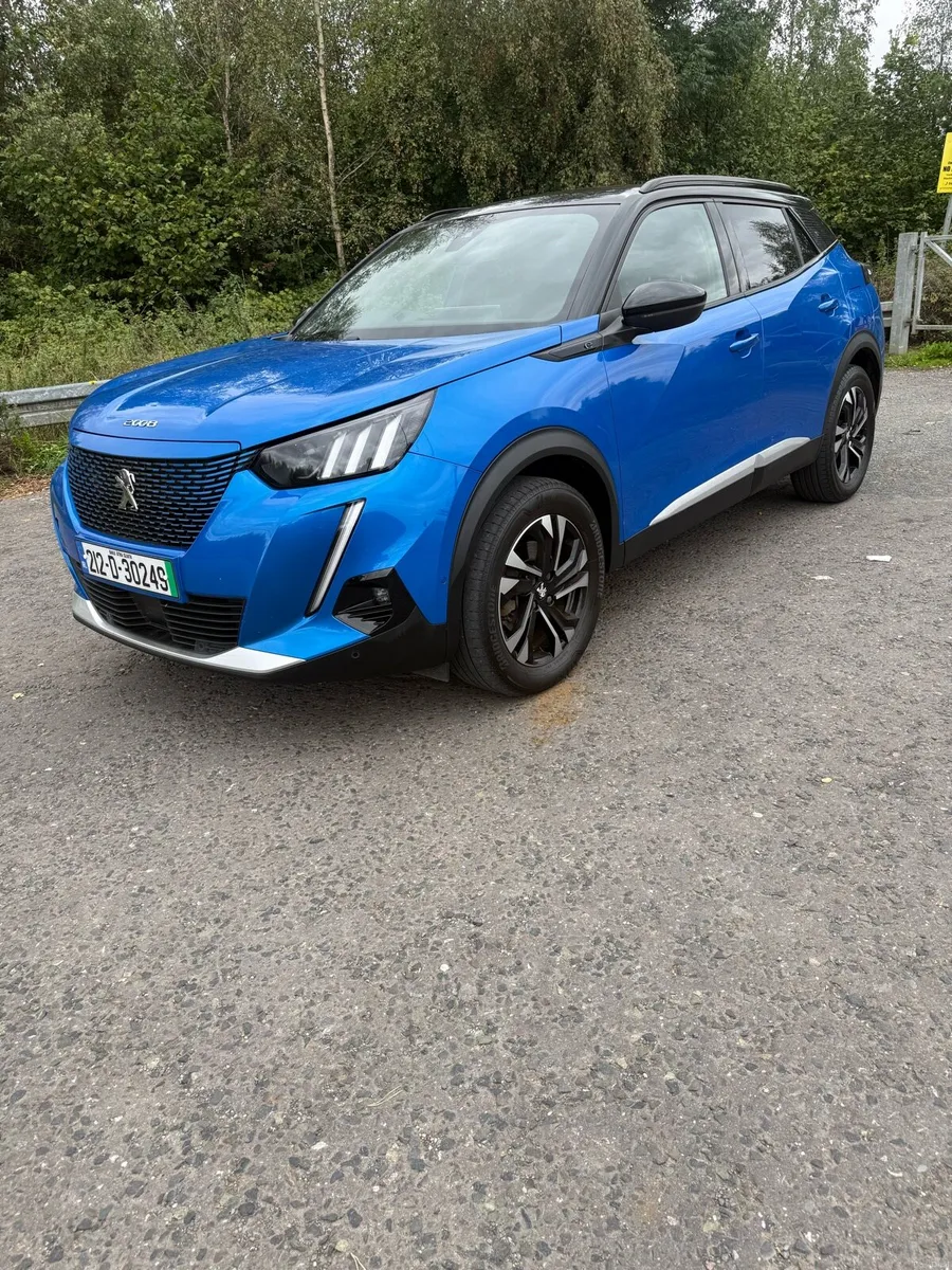 Peugeot 2008 EV gt 156 bhp - Image 3