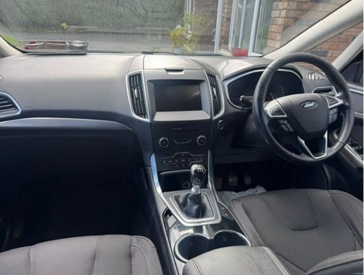 Ford S-Max 2017 - Image 2