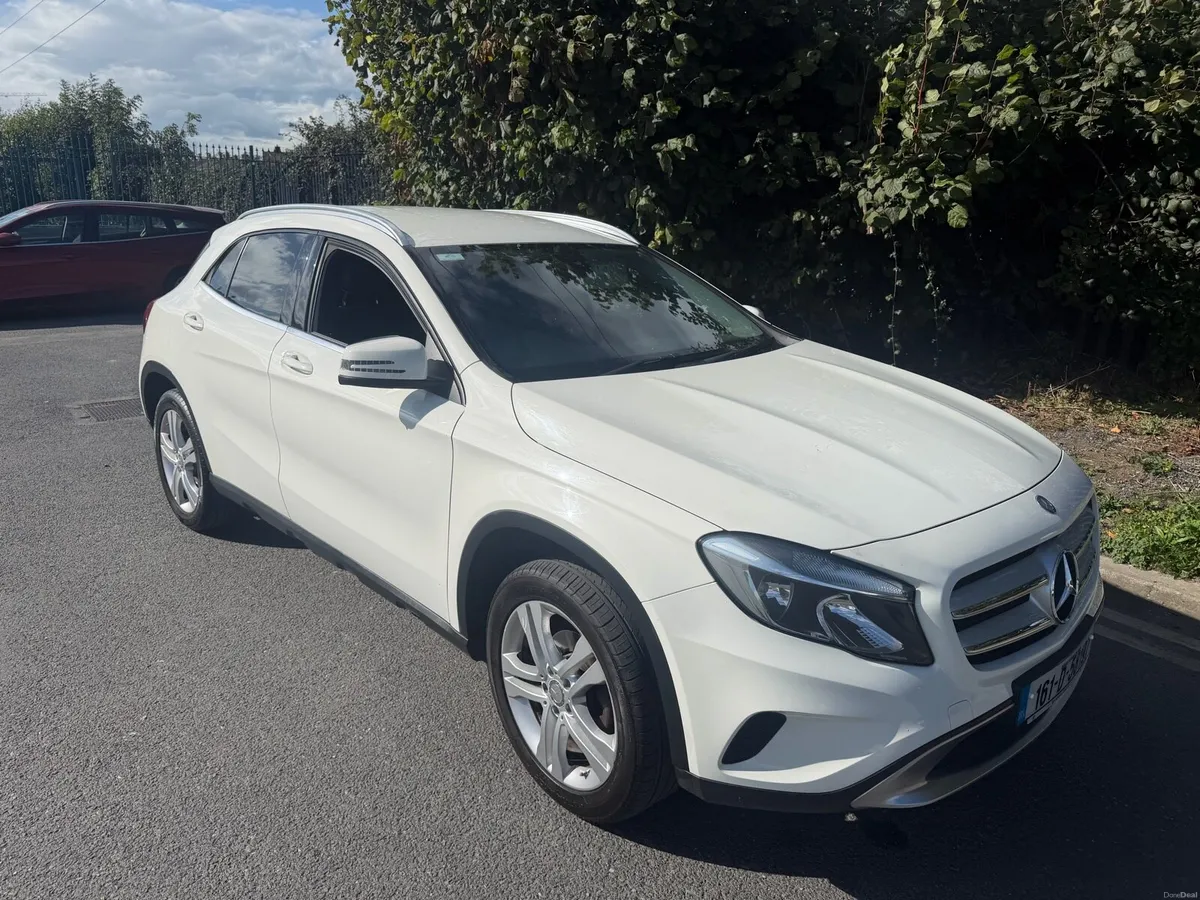 Mercedes GLA - Image 1