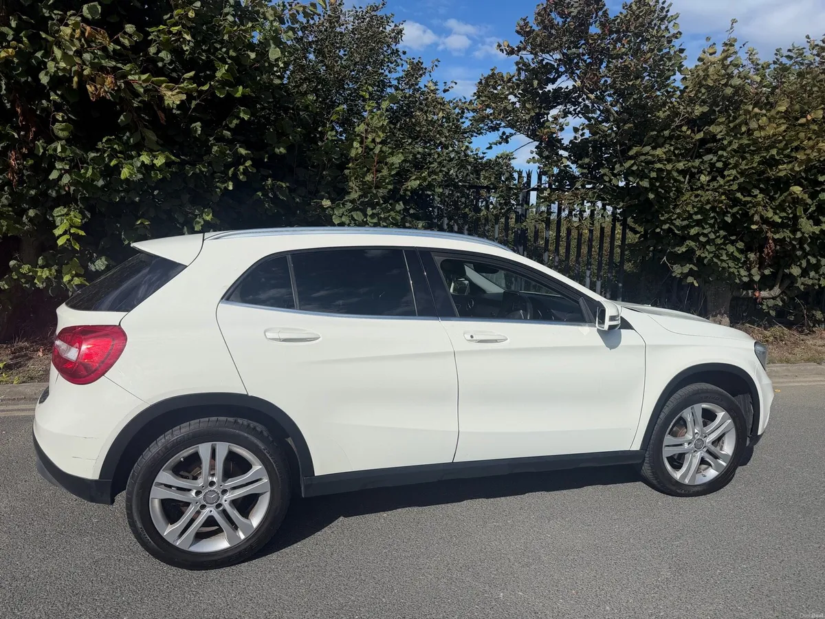 Mercedes GLA - Image 2