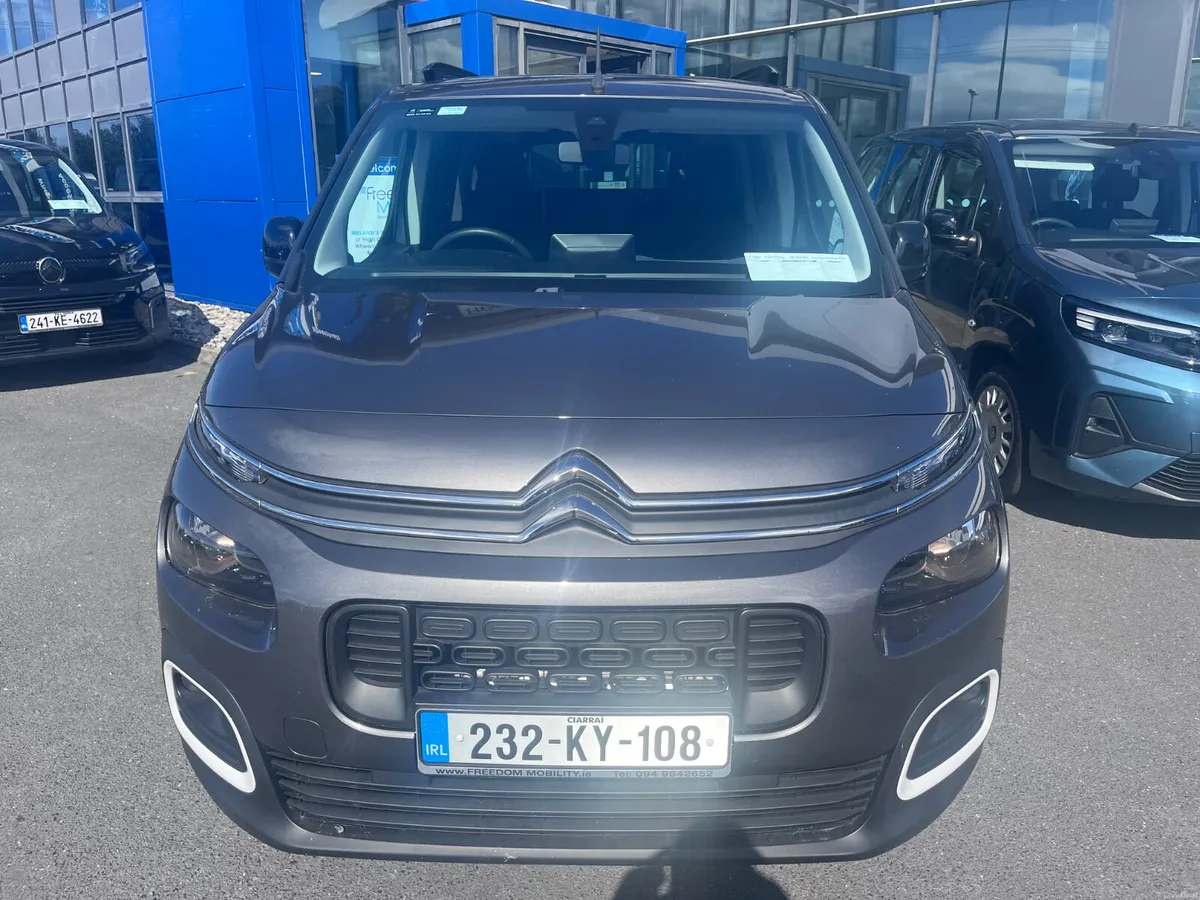 Citroen Berlingo 2023 Wheelchair Taxi - Image 2