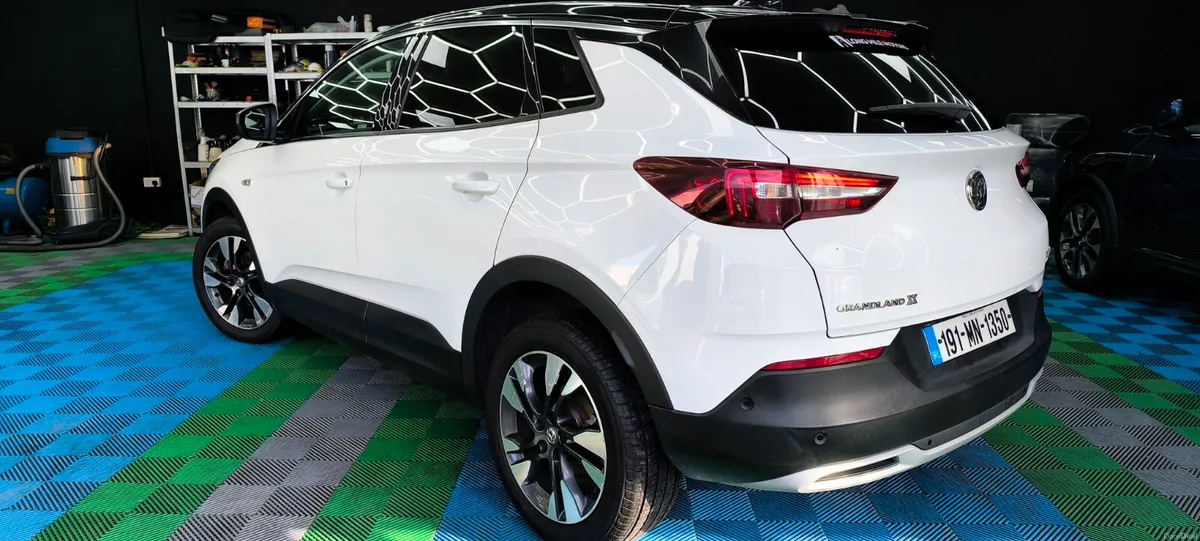 Vauxhall Grandland X 2019 - Image 5
