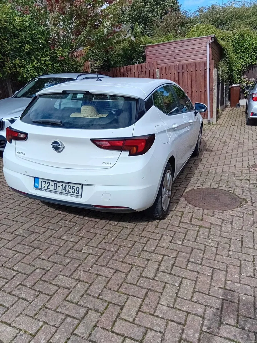 Opel Astra 2017 - Image 5