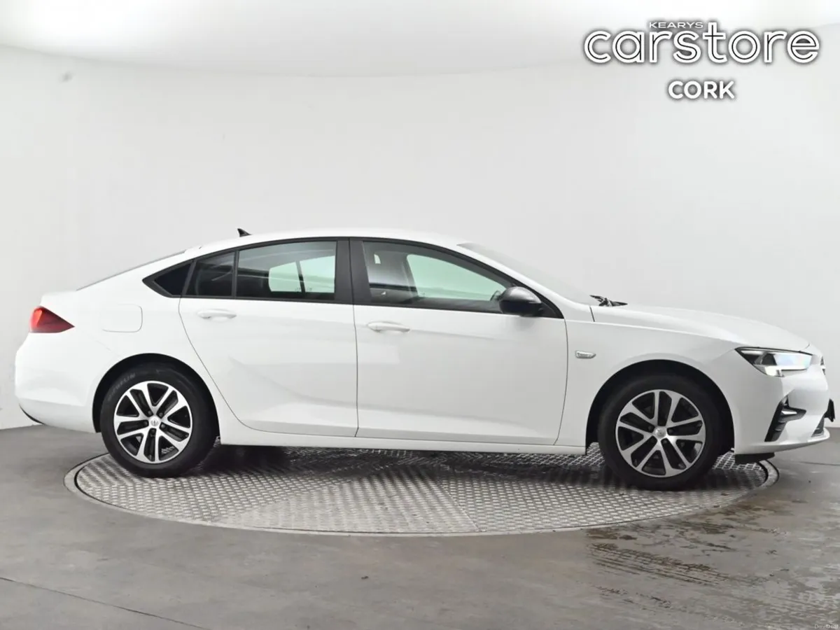 Opel Insignia SC 1.5D 122PS S/S FWD 6 Speed - Image 2