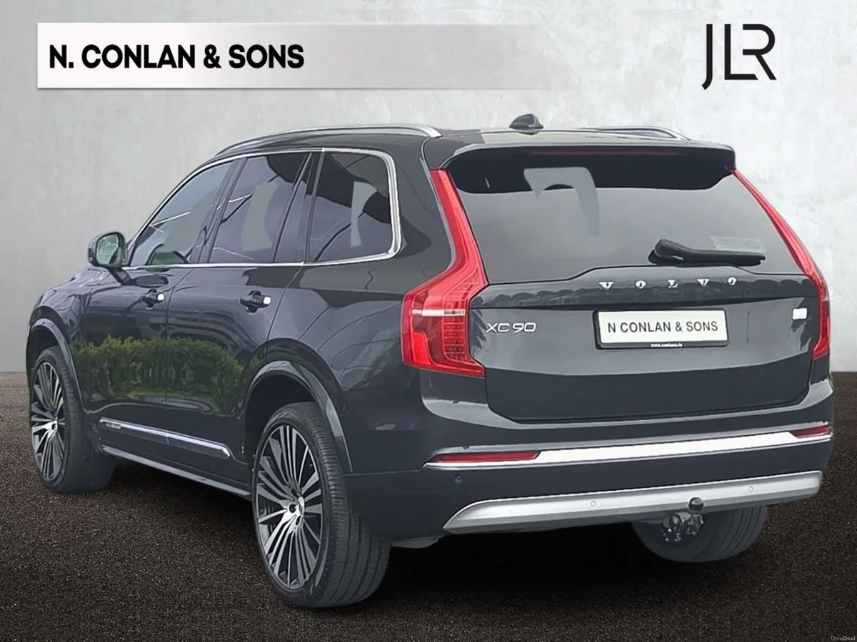 Volvo XC90 PHEV T8 INSCRIPTION PRO AWD 7 SEATER - Image 2