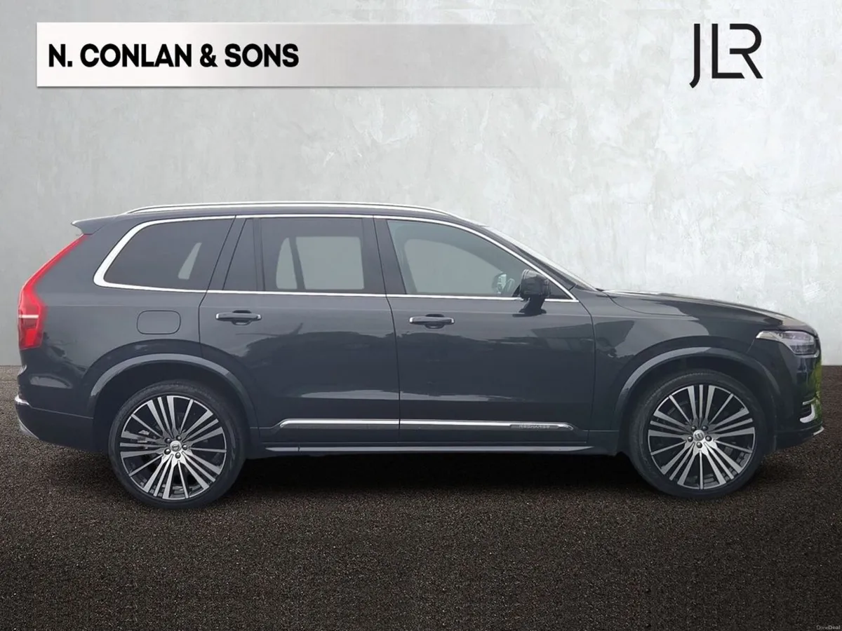 Volvo XC90 PHEV T8 INSCRIPTION PRO AWD 7 SEATER - Image 6