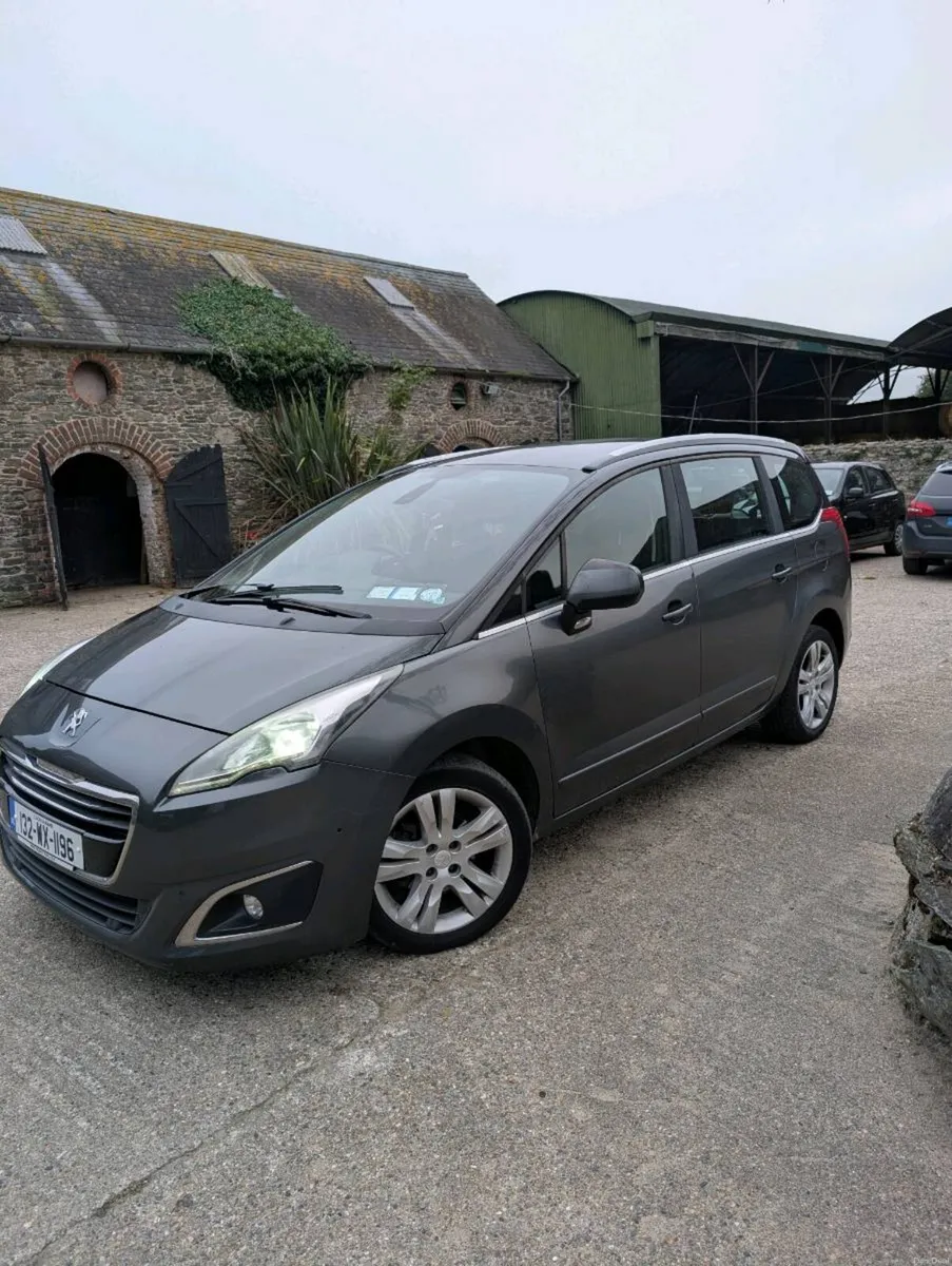 Tax and tested Peugeot 5008 7 seater - Image 4