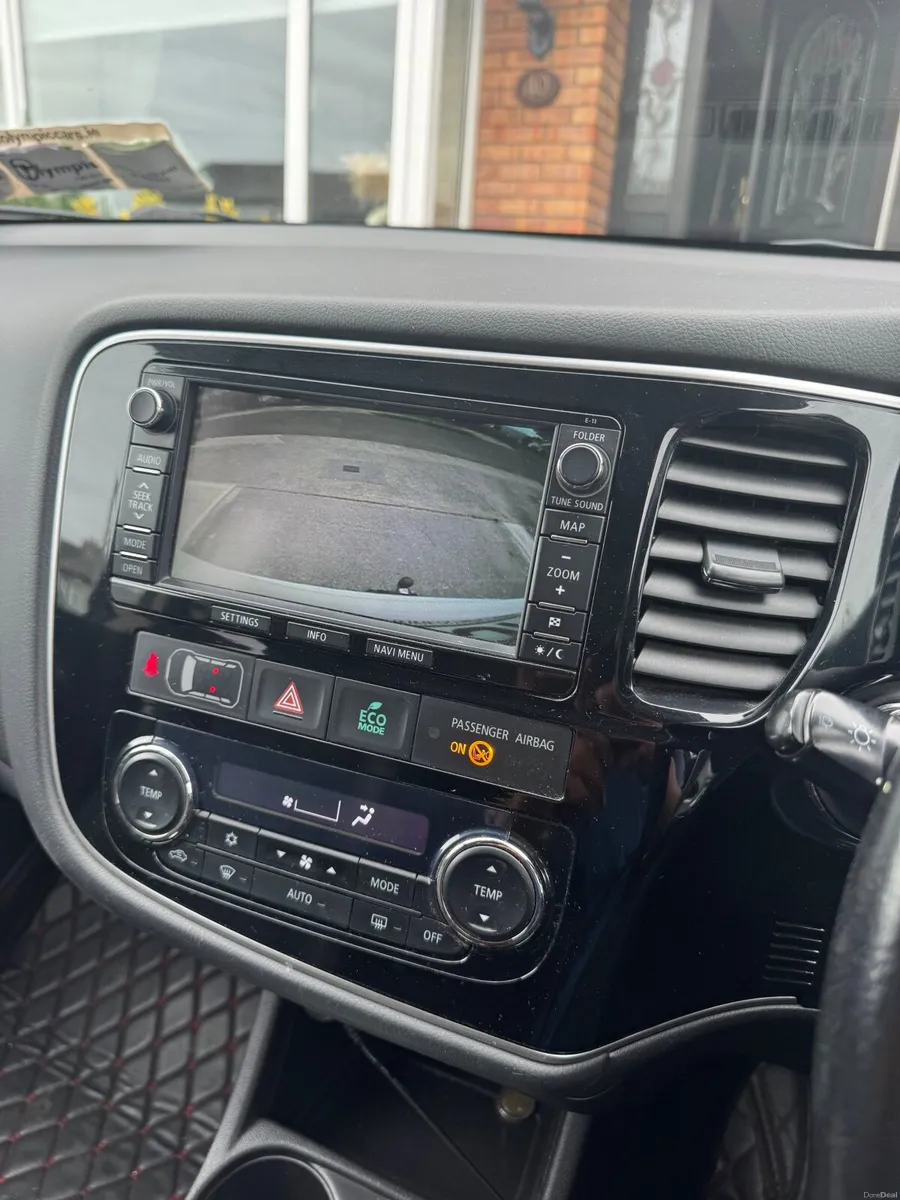 Mitsubishi Outlander 2015 - Image 5