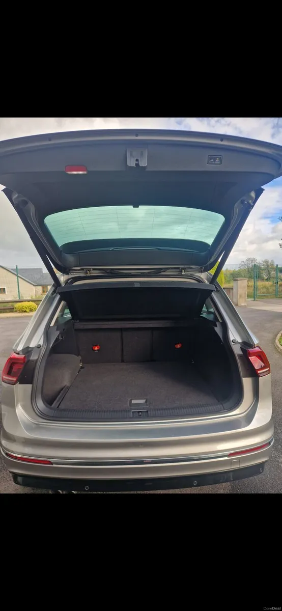 Volkswagen Tiguan - Image 6