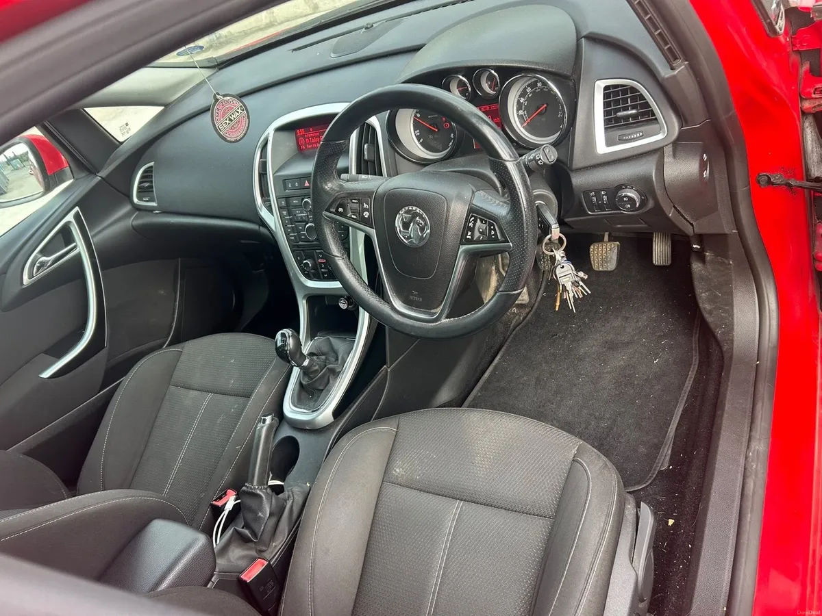 2014 Vauxhall Astra Estate - Image 5